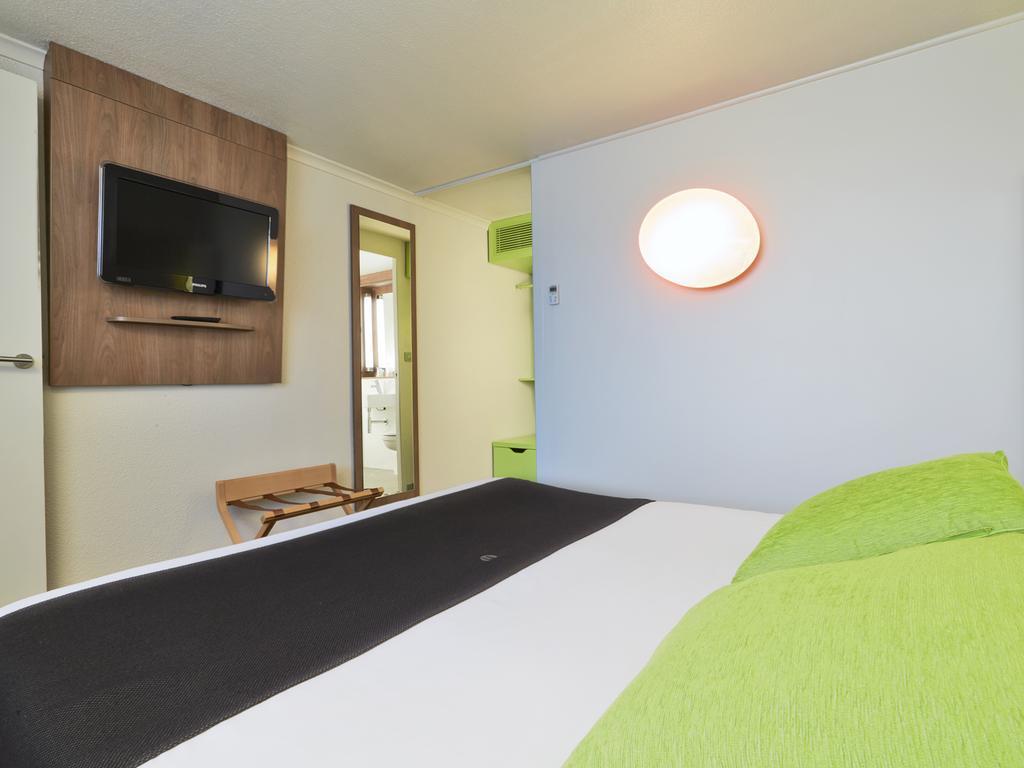 Campanile Limoges Nord Hotel Bagian luar foto