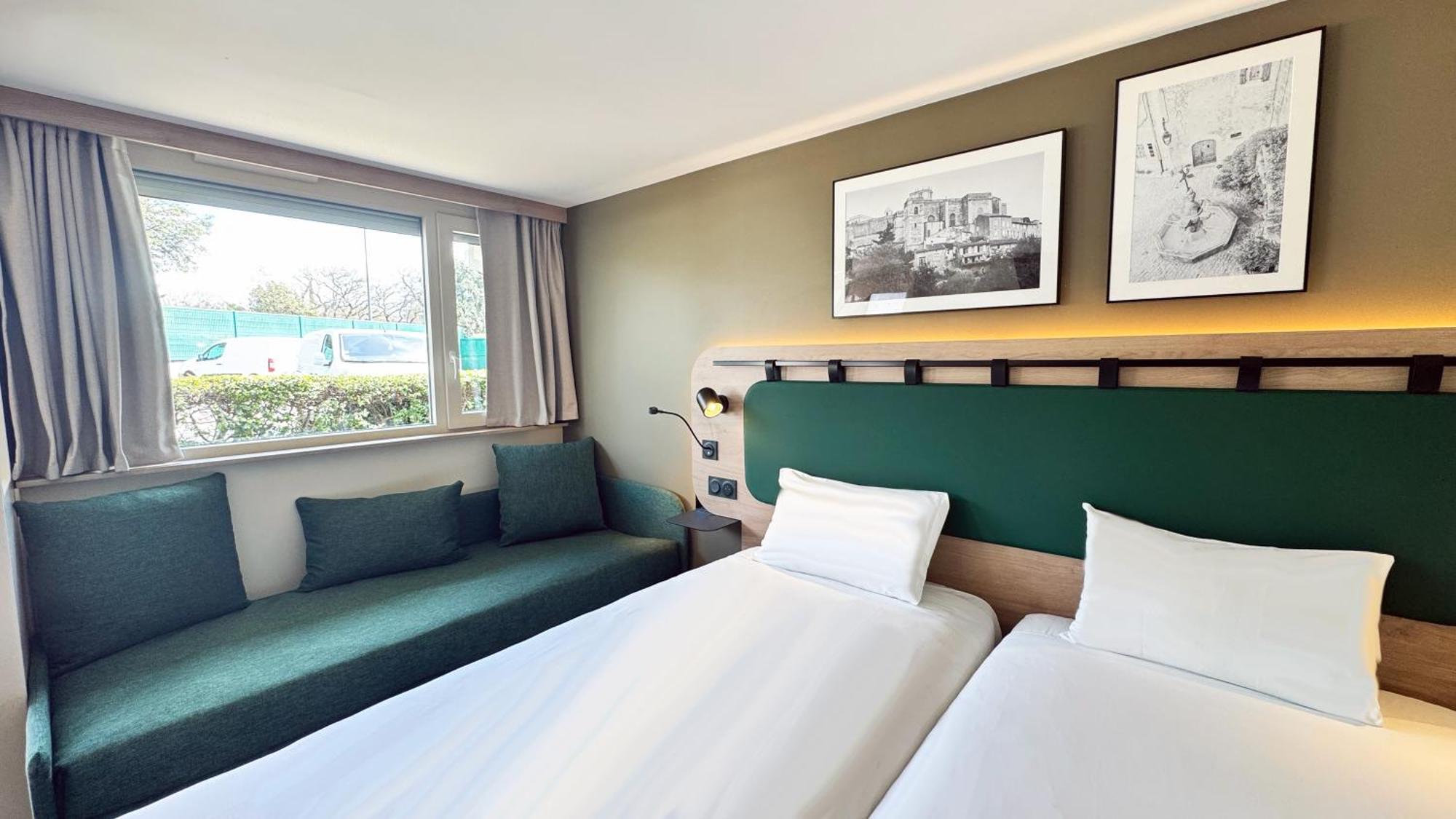 Campanile Limoges Nord Hotel Bagian luar foto