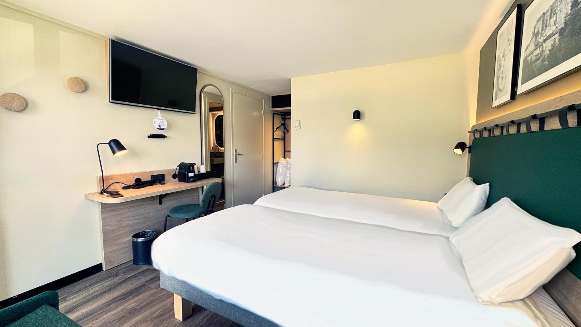 Campanile Limoges Nord Hotel Bagian luar foto