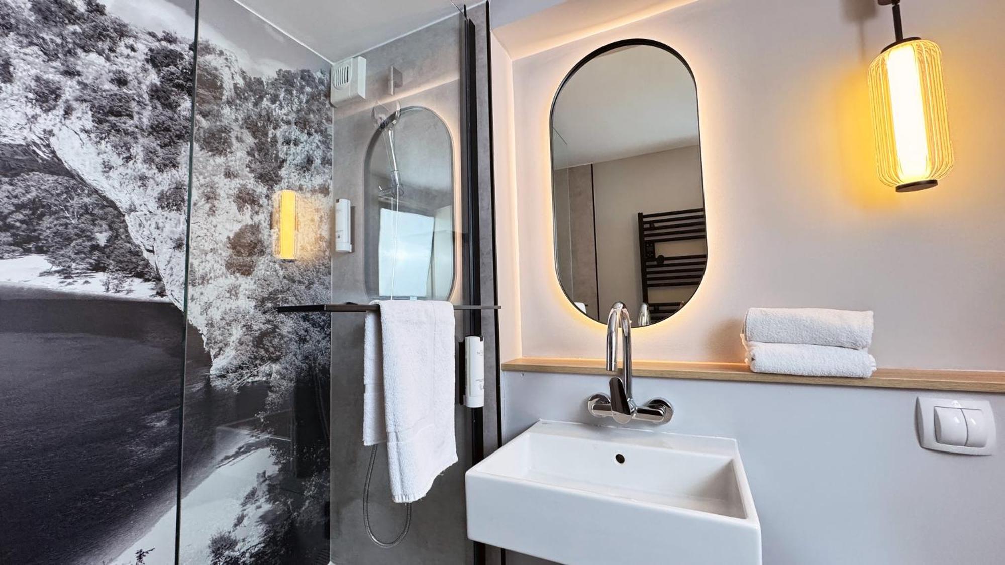 Campanile Limoges Nord Hotel Bagian luar foto